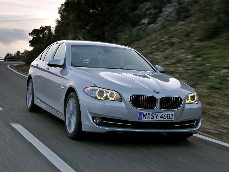  BMW 530d Sedan 2010 года  (фото 14 из 16)